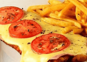milanesa napolitana con fritas al plato